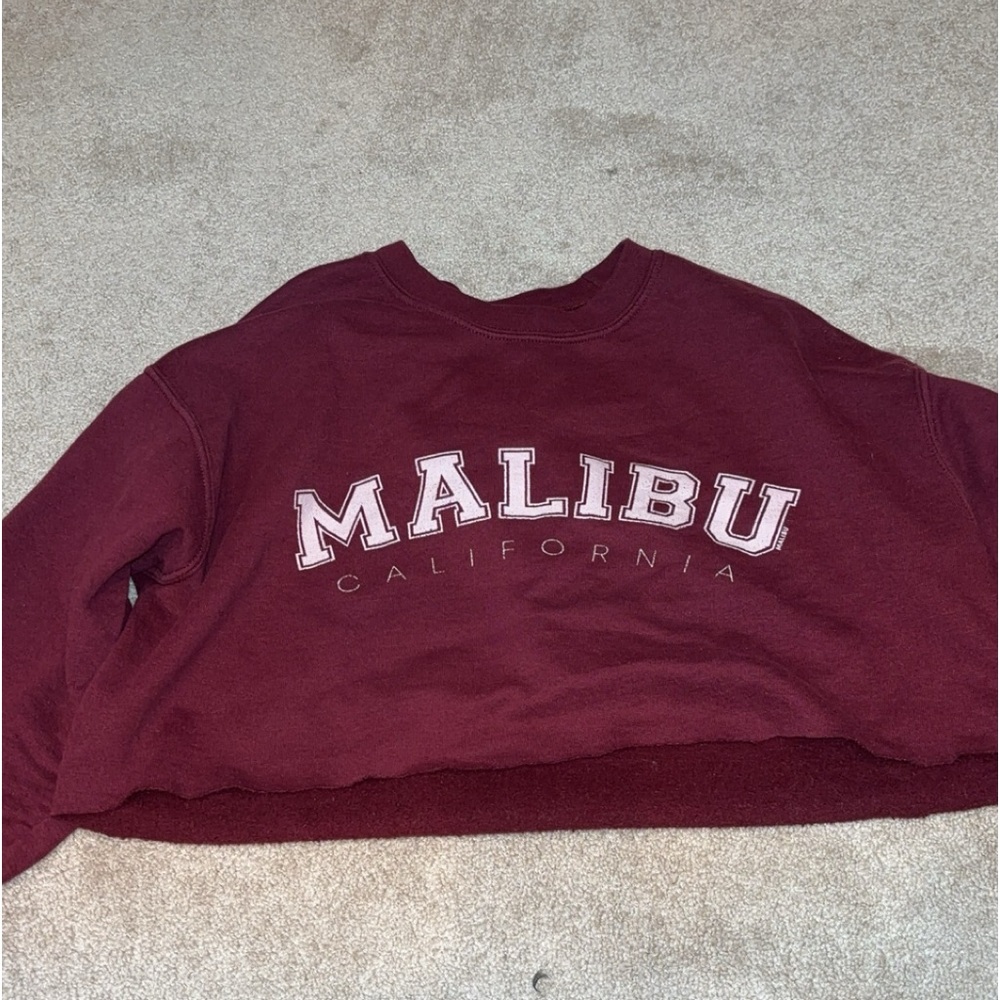 crop top crewneck
